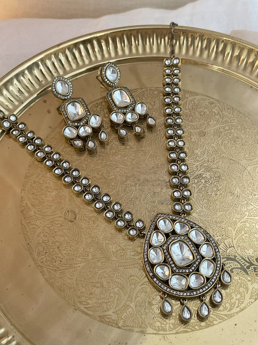 Kripa Antique Polki Necklace Set