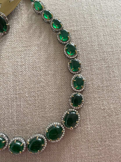 Ahilya Emerald Necklace Set