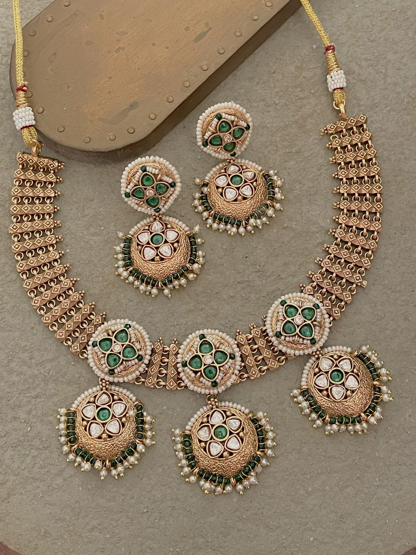 Kamya Antique Necklace Set