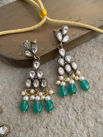Amaira Victorian Polki & Green Onyx Necklace Set