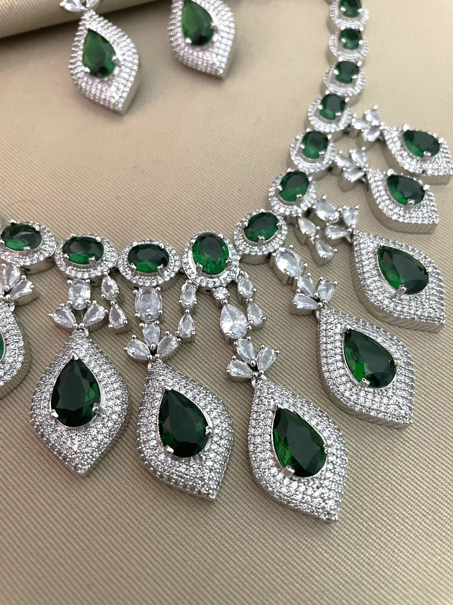 Elmer Emerald Zircon Necklace Set