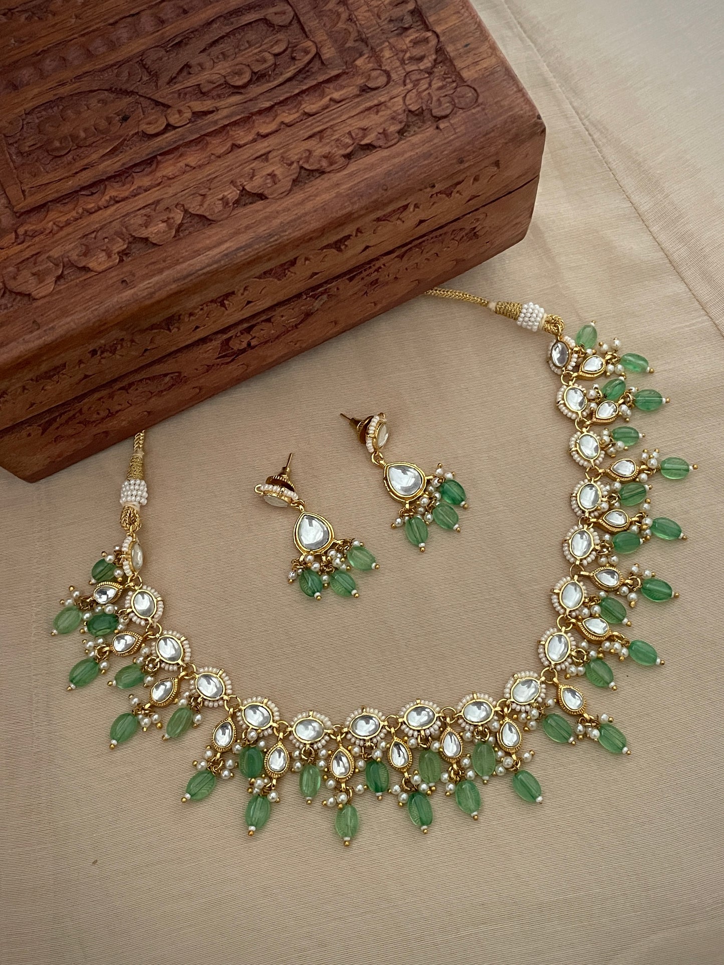 Padma Polki Emerald Necklace Set