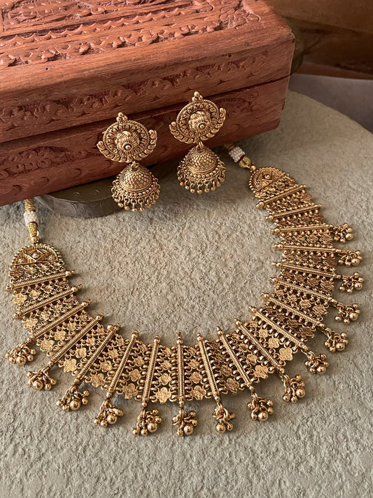 Ameya Antique Necklace Set