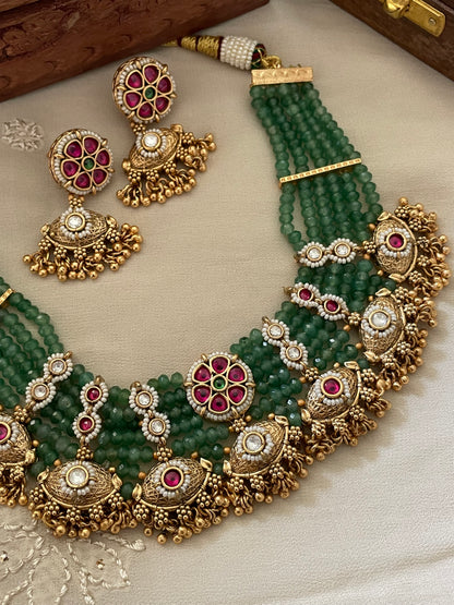 Varuna Antique Polki Emerald Necklace Set