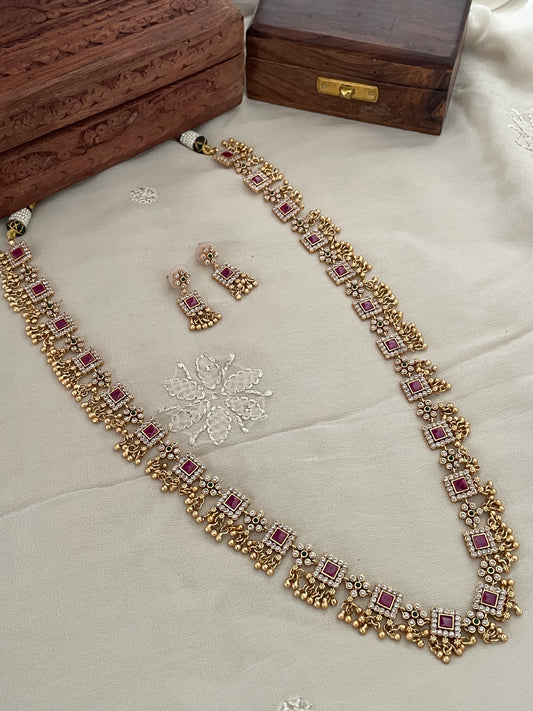 Sanyukta Long Ghungroo Necklace Set